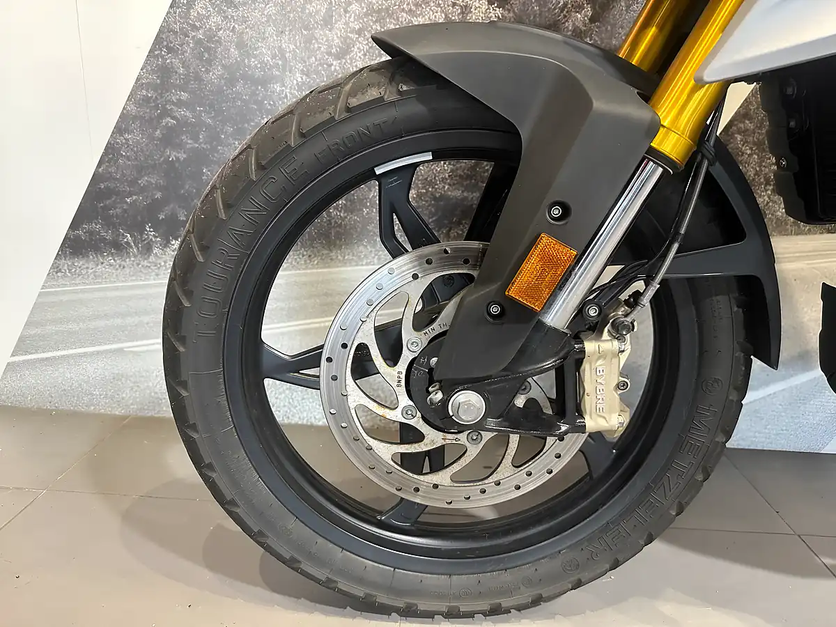 Used 2024 BMW G 310 Gs Red - Interior and Exterior details 19