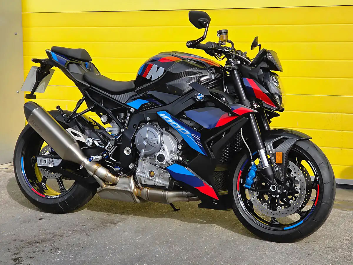 Used 2024 BMW M 1000 R Black - Interior and Exterior details 3