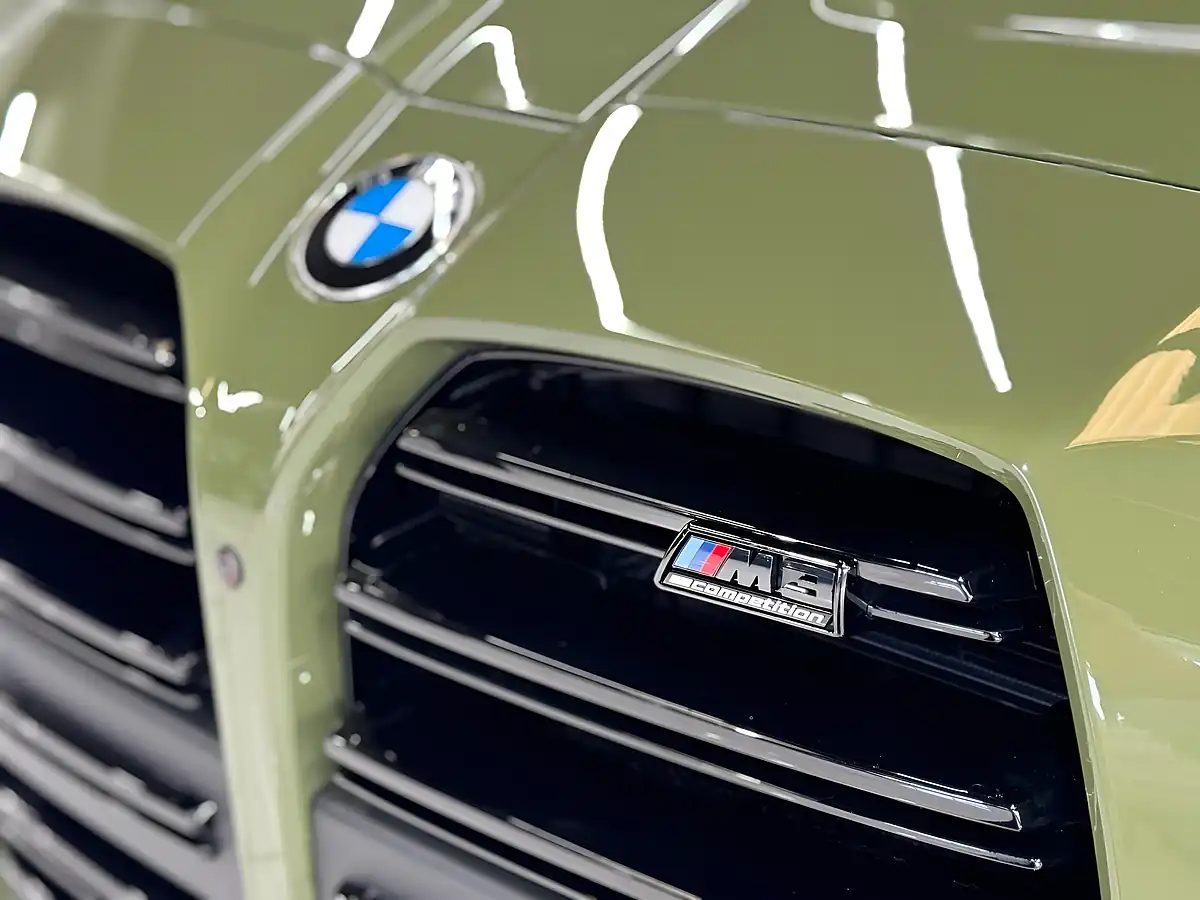 Used 2024 BMW M3 Competition Touring Green - Interior and Exterior details 14