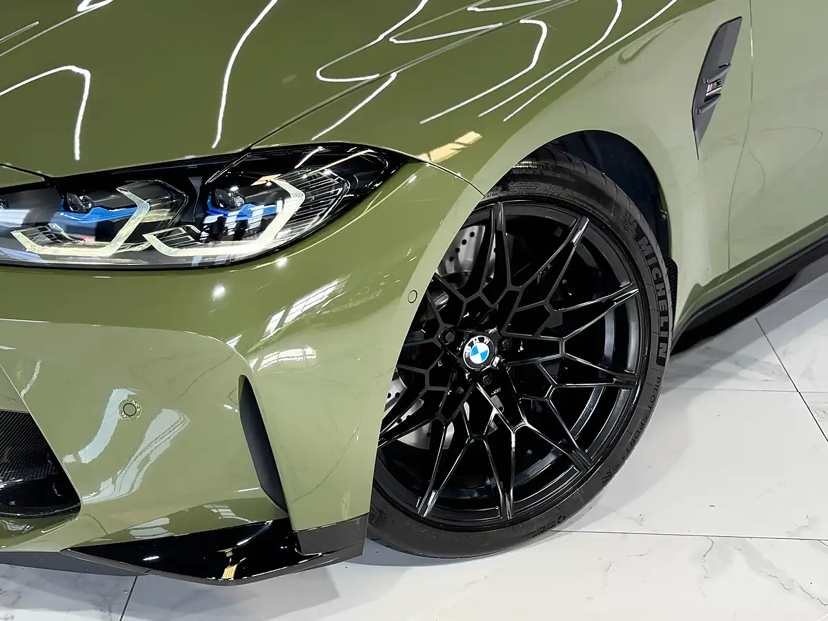 Used 2024 BMW M3 Competition Touring Green - Interior and Exterior details 17