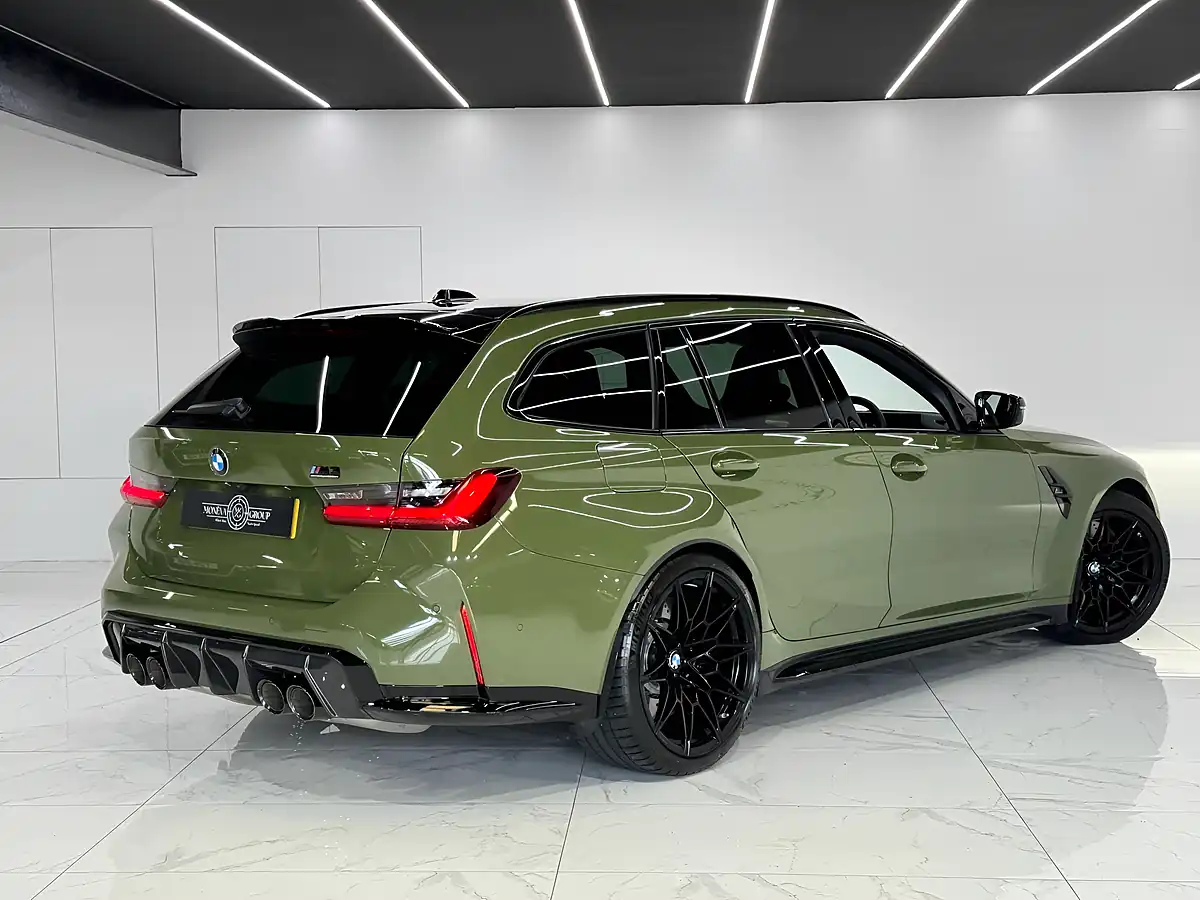 Used 2024 BMW M3 Competition Touring Green - Interior and Exterior details 4