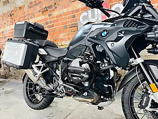 Used 2024 BMW R 1250 GS Triple Black Te Ultimate Edition Black - Interior and Exterior details 7