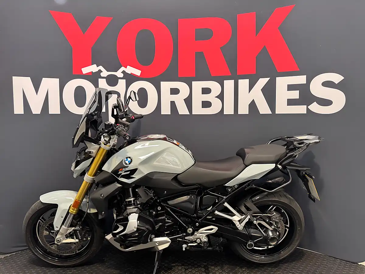 Used 2024 BMW R 1250 R - Interior and Exterior details 2
