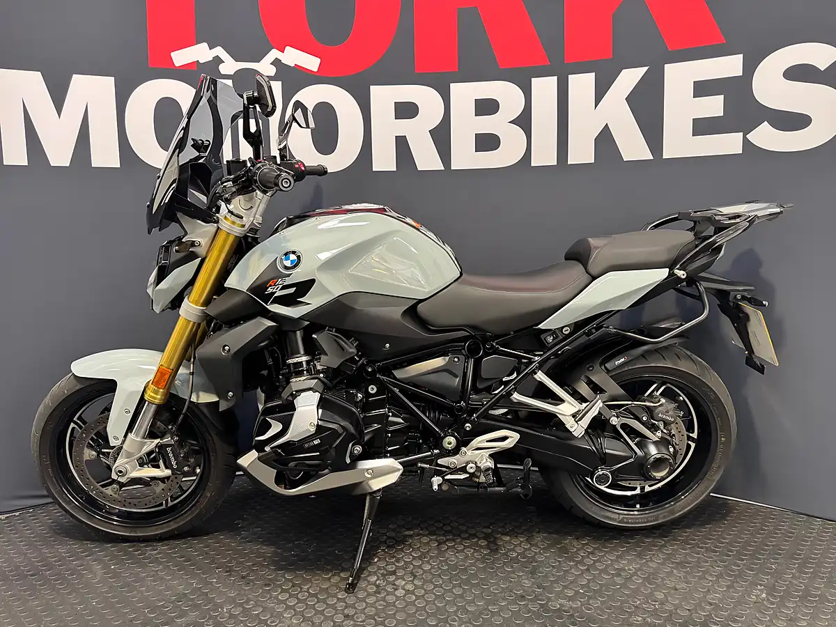 Used 2024 BMW R 1250 R - Interior and Exterior details 4