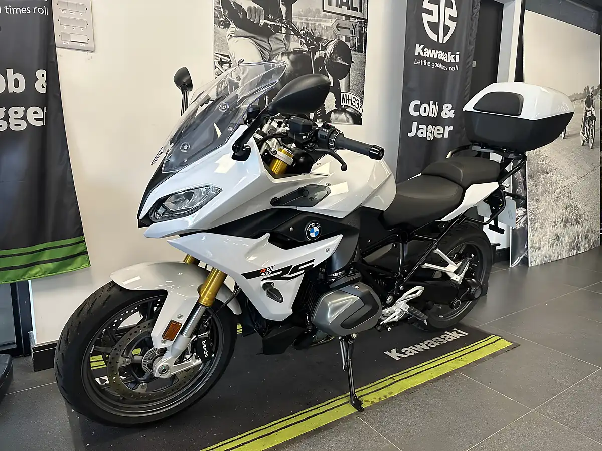 Used 2024 BMW R 1250 RS Se White - Interior and Exterior details 13