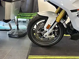 Used 2024 BMW R 1250 RS Se White - Interior and Exterior details 14