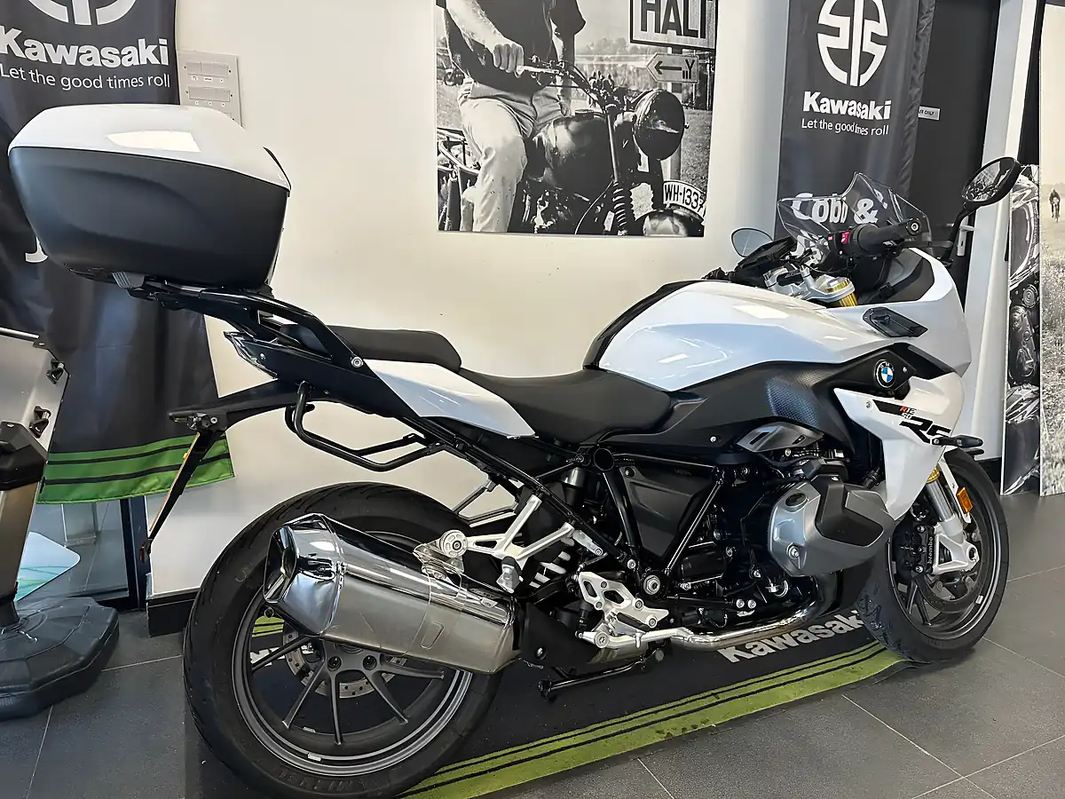 Used 2024 BMW R 1250 RS Se White - Interior and Exterior details 2