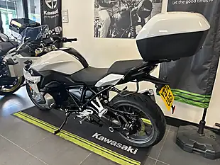 Used 2024 BMW R 1250 RS Se White - Interior and Exterior details 20