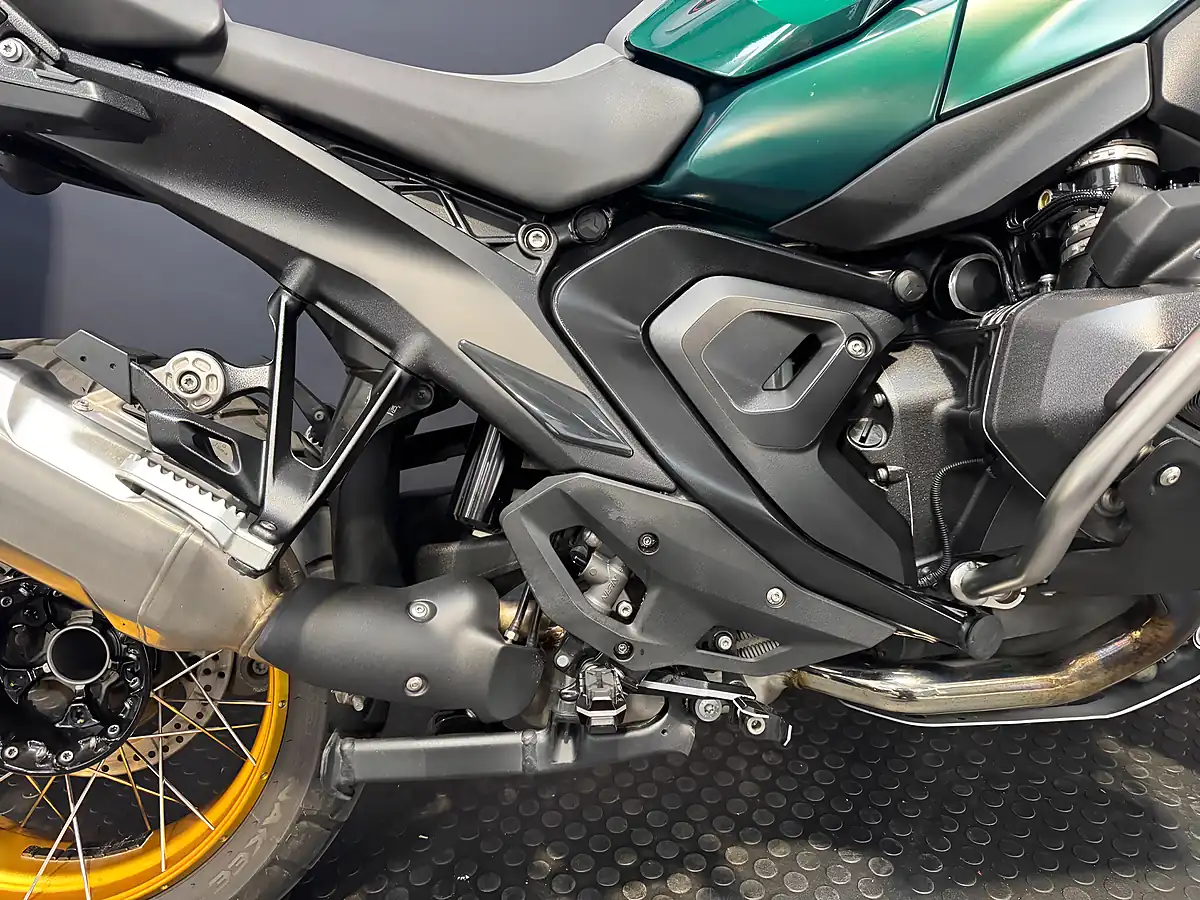 Used 2024 BMW R 1300 Gs - Interior and Exterior details 11