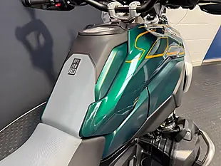 Used 2024 BMW R 1300 Gs - Interior and Exterior details 12