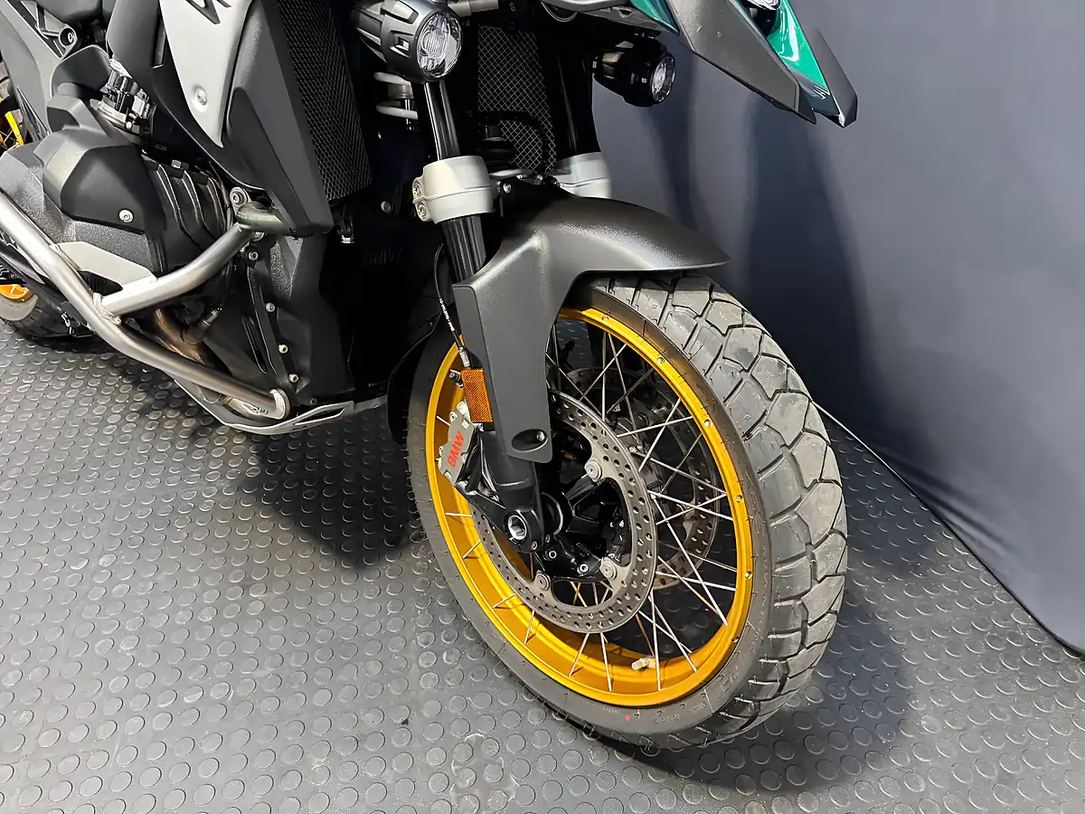 Used 2024 BMW R 1300 Gs - Interior and Exterior details 6