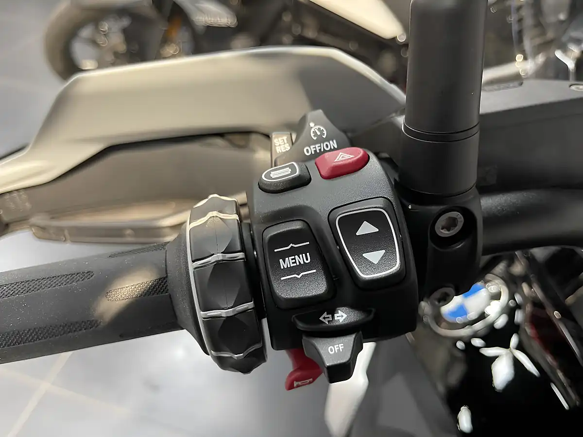 Used 2024 BMW R 1300 Gs Triple Black Triple Black - Interior and Exterior details 14
