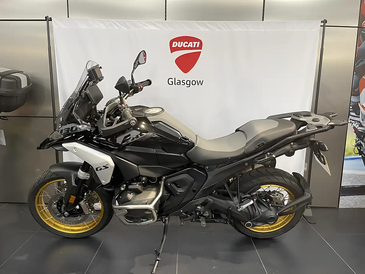 Used 2024 BMW R 1300 Gs Triple Black Triple Black - Interior and Exterior details 4