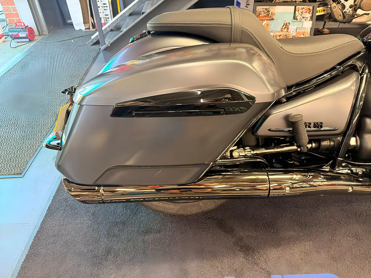 Used 2024 BMW R18 Roctane Berlin Built Bagger Panzer Grey - Interior and Exterior details 7