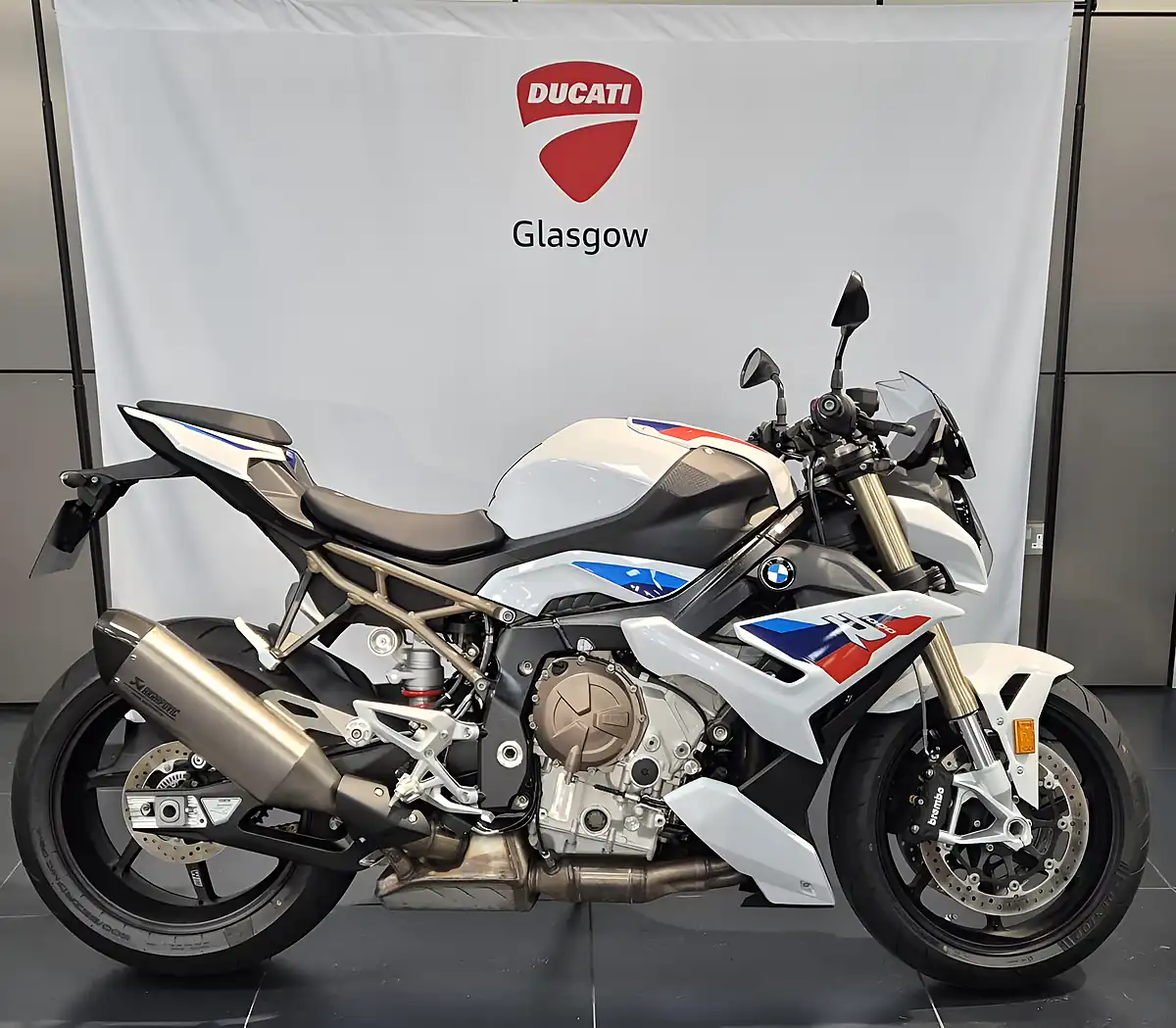 Used 2024 BMW S1000R Sport - Front View