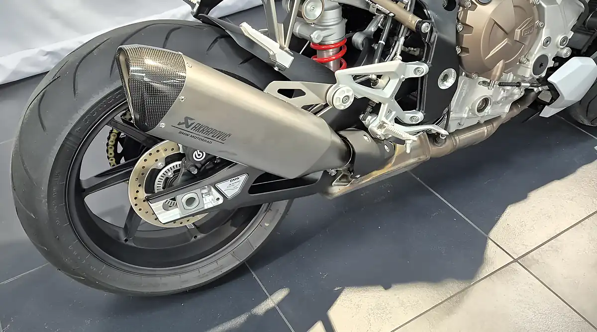 Used 2024 BMW S1000R Sport - Interior and Exterior details 3