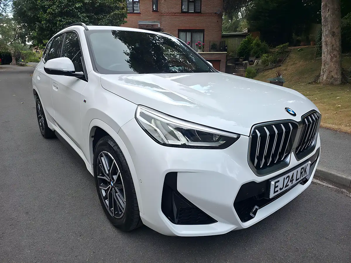 Used 2024 BMW X1 M Sport White - Front View