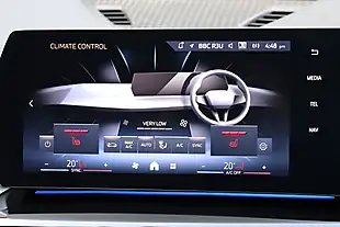 Used 2024 BMW X1 Xline Cape York Green - Interior and Exterior details 10