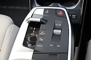 Used 2024 BMW X1 Xline Cape York Green - Interior and Exterior details 16
