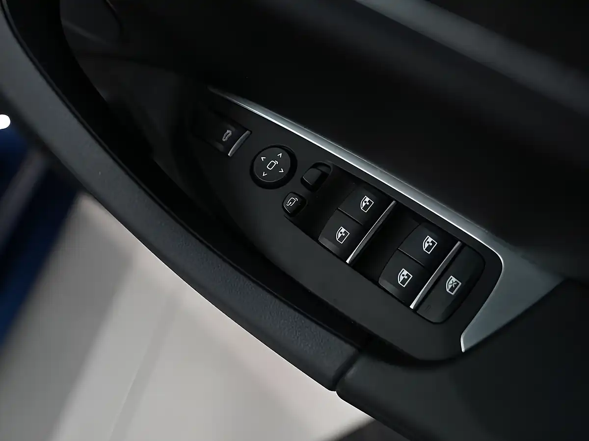 Used 2024 BMW X3 M Sport Blue - Interior and Exterior details 10