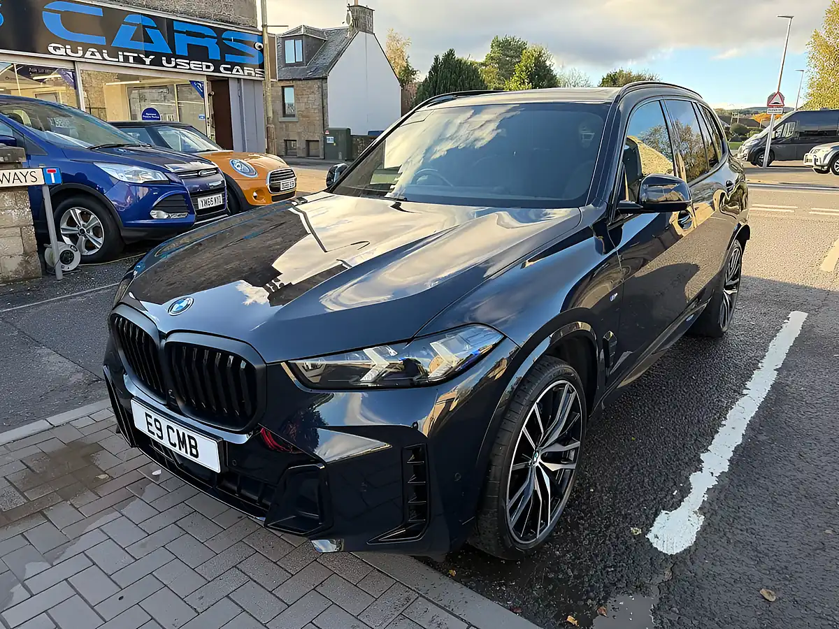 Used 2024 BMW X5 M Sport Black - Interior and Exterior details 2