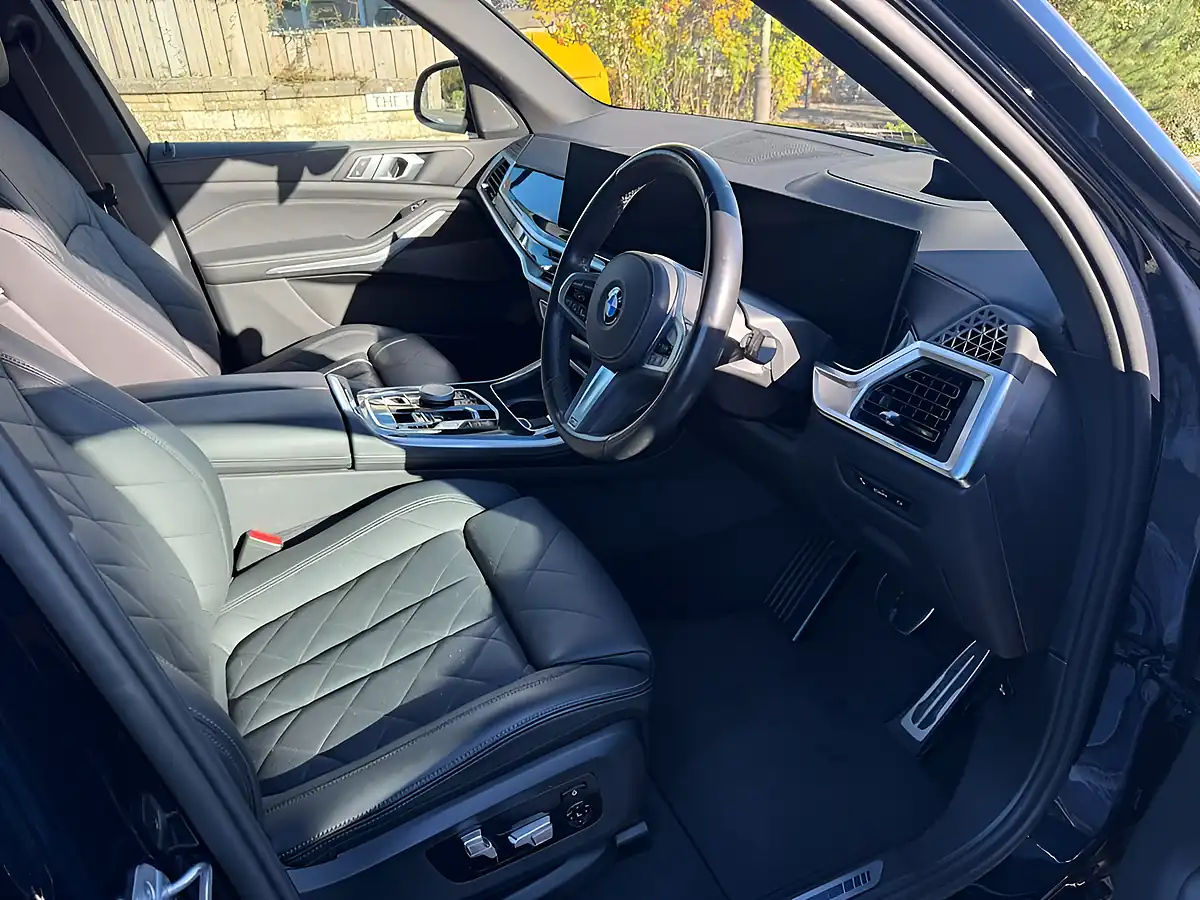 Used 2024 BMW X5 M Sport Black - Interior and Exterior details 8