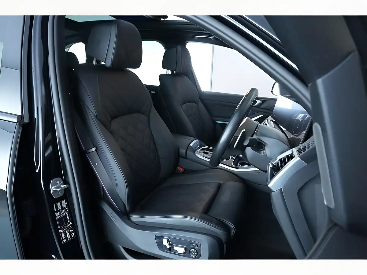 Used 2024 BMW X5 M Sport Black - Interior and Exterior details 19