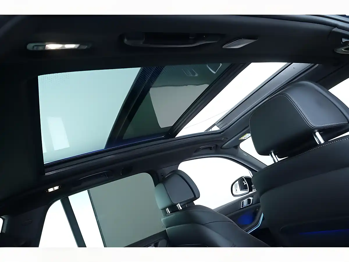 Used 2024 BMW X5 M Sport Black - Interior and Exterior details 6