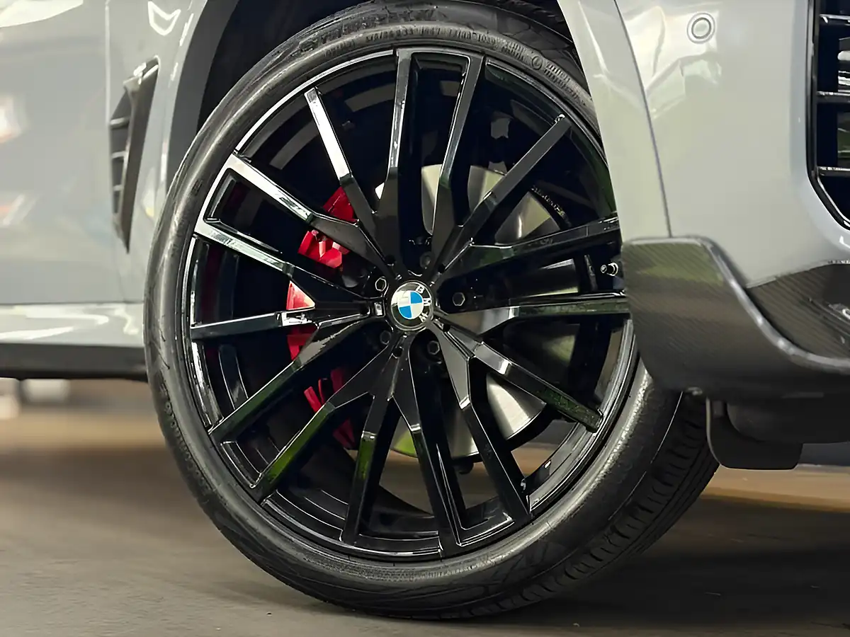 Used 2024 BMW X5 M Sport Grey - Interior and Exterior details 8