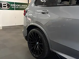Used 2024 BMW X5 M Sport Grey - Interior and Exterior details 9