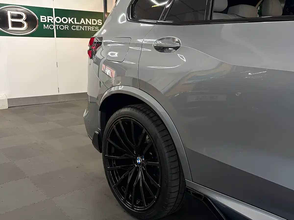 Used 2024 BMW X5 M Sport Grey - Interior and Exterior details 9