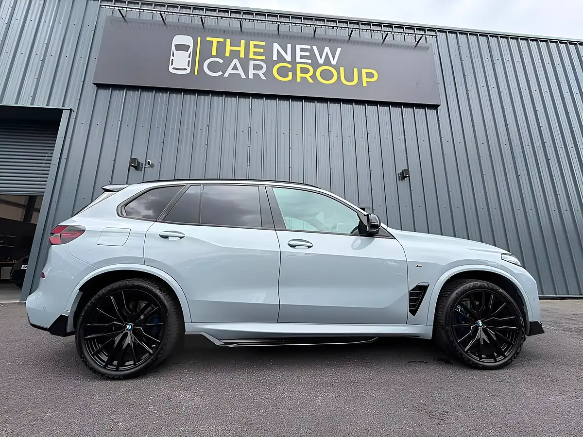 Used 2024 BMW X5 M Sport Grey - Interior and Exterior details 7