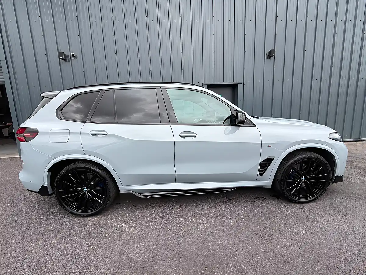Used 2024 BMW X5 M Sport Grey - Interior and Exterior details 8