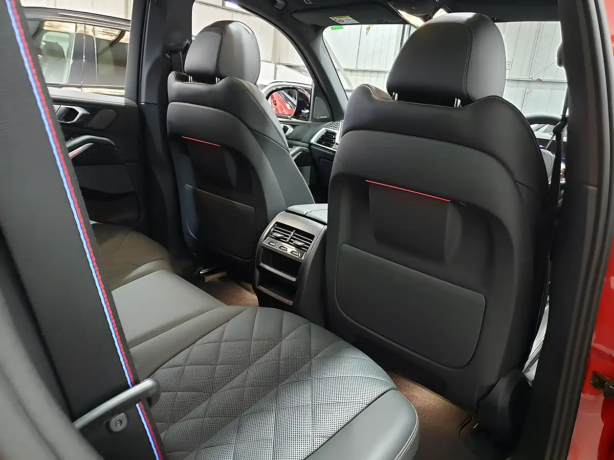 Used 2024 BMW X5 M Sport Orange - Interior and Exterior details 15