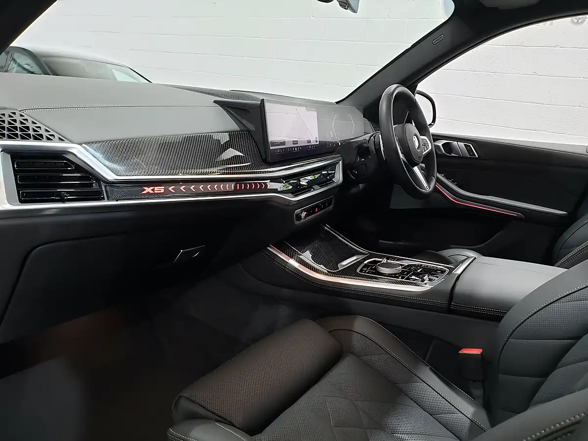 Used 2024 BMW X5 M Sport Orange - Interior and Exterior details 16