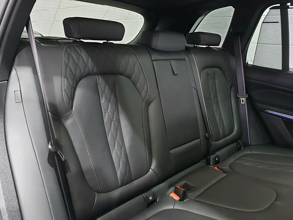 Used 2024 BMW X5 M Sport Skyscraper Grey - Interior and Exterior details 15