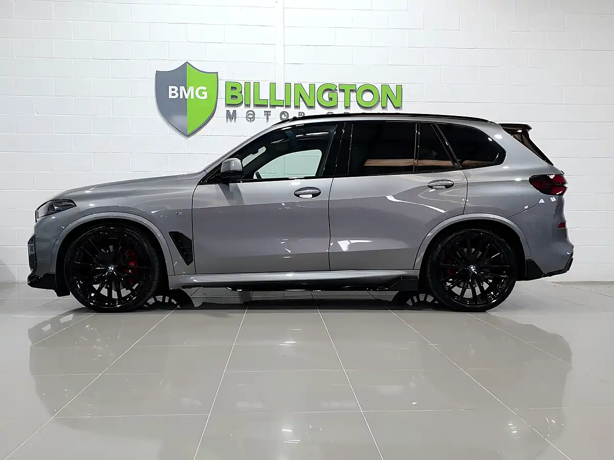Used 2024 BMW X5 M Sport Skyscraper Grey - Interior and Exterior details 4
