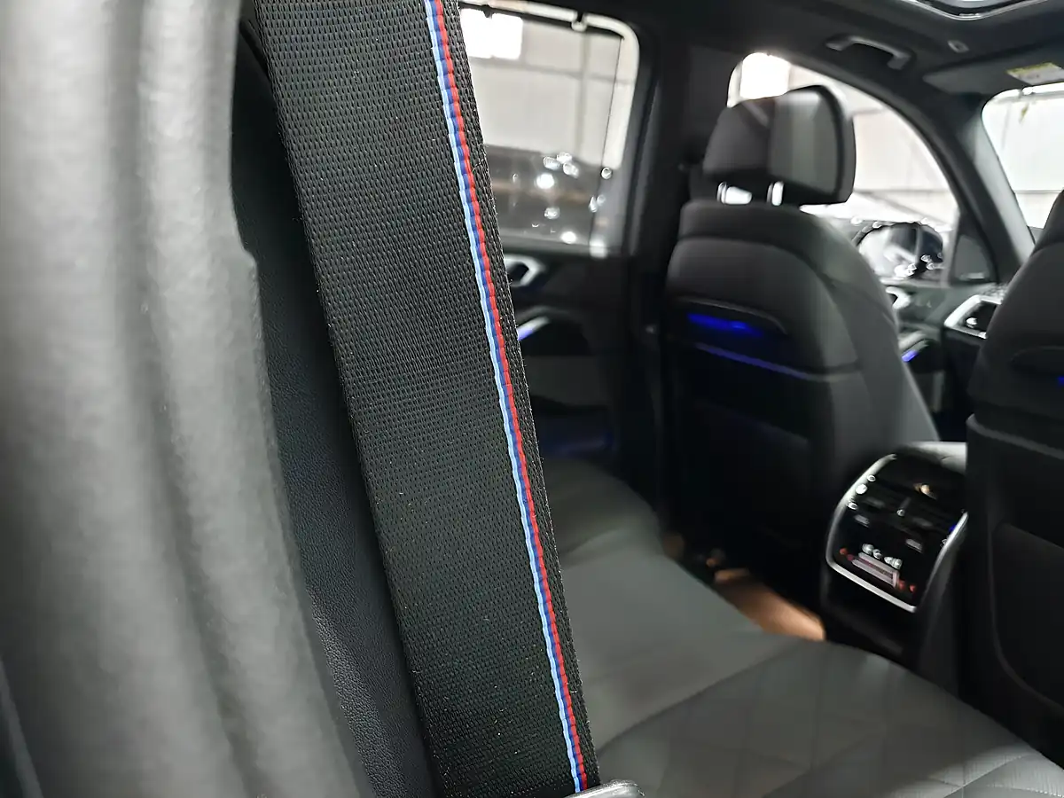 Used 2024 BMW X5 M Sport Skyscraper Grey - Interior and Exterior details 15