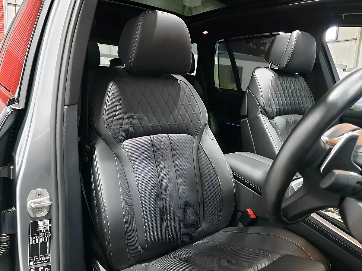 Used 2024 BMW X5 M Sport Skyscraper Grey - Interior and Exterior details 14
