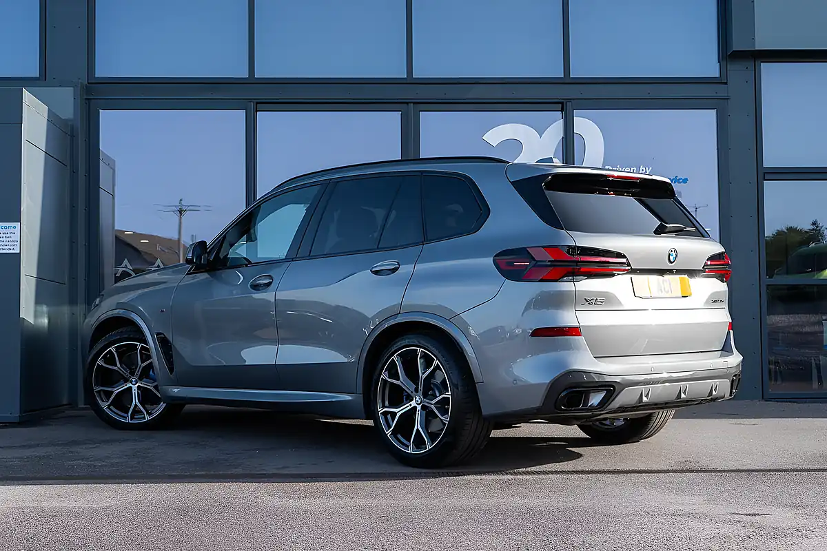 Used 2024 BMW X5 M Sport Skyscraper Grey Metallic - Interior and Exterior details 15