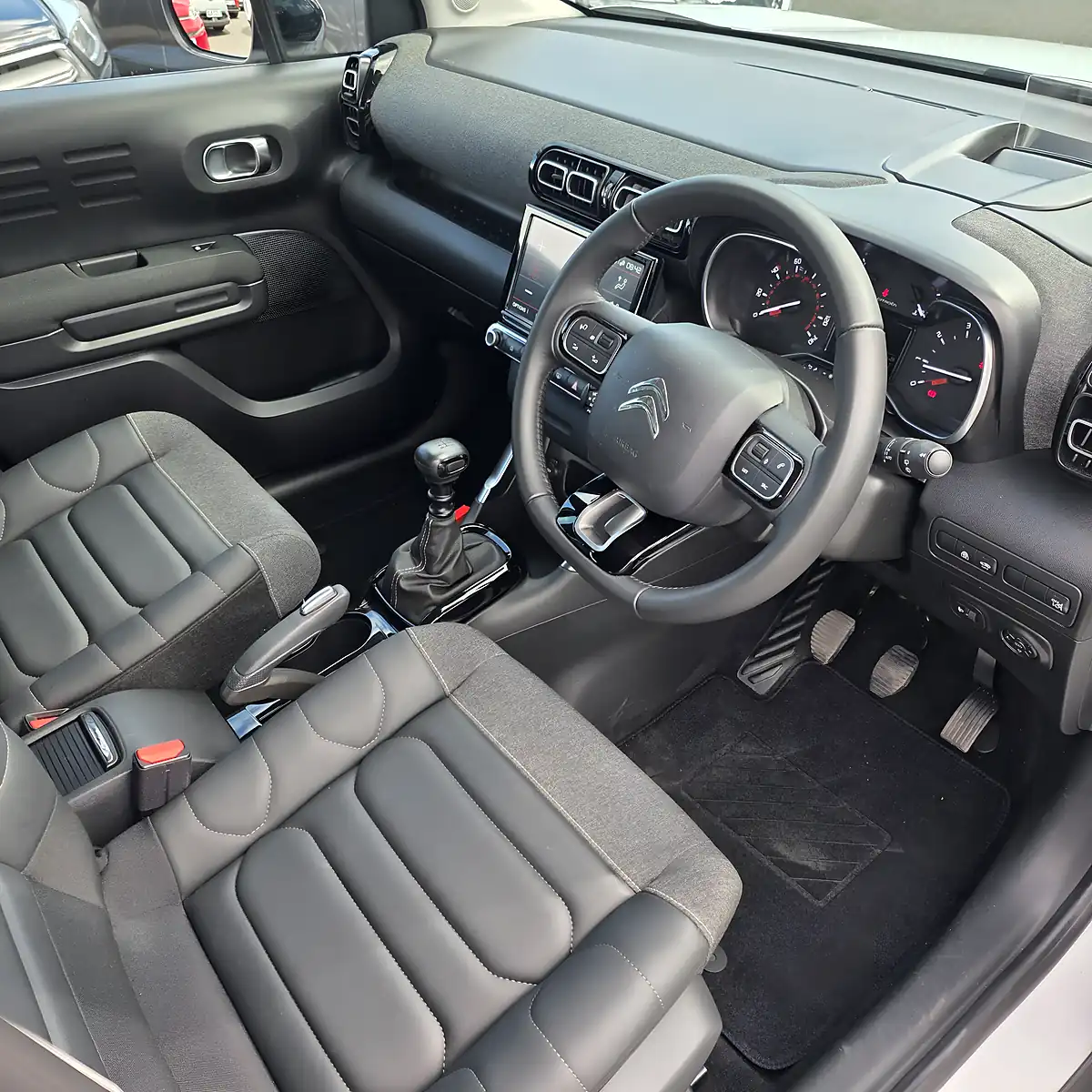 Used 2024 Citroen Aircross Max Edition Arctic White - Interior and Exterior details 17