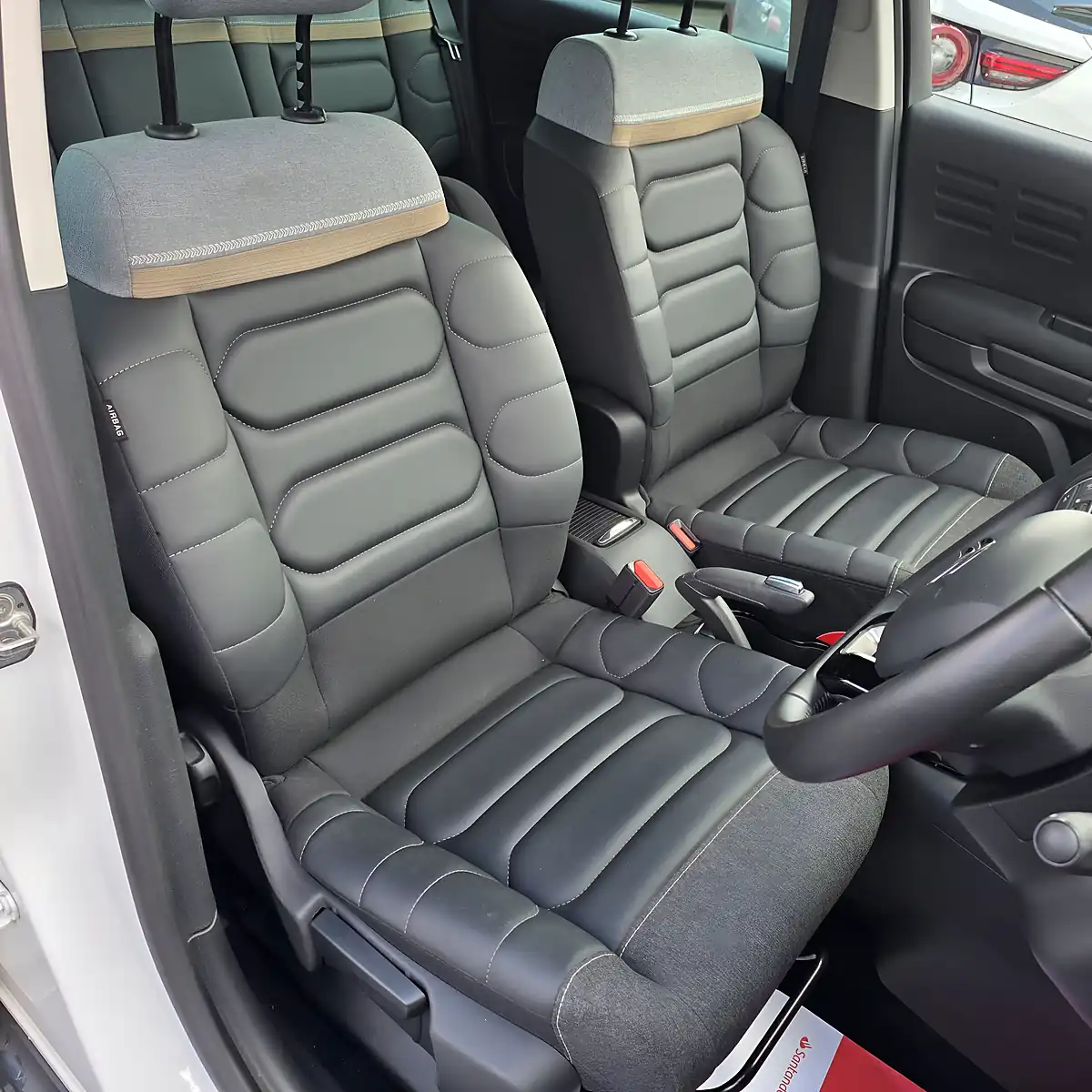 Used 2024 Citroen Aircross Max Edition Arctic White - Interior and Exterior details 13