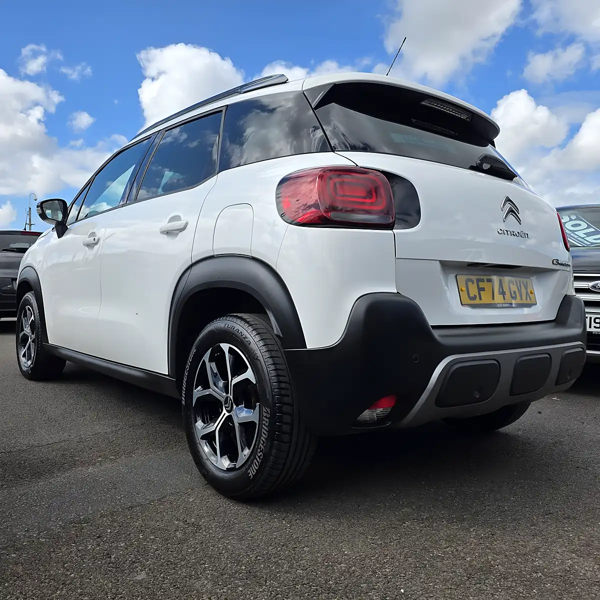 Used 2024 Citroen Aircross Plus Edition Alpine White - Interior and Exterior details 10