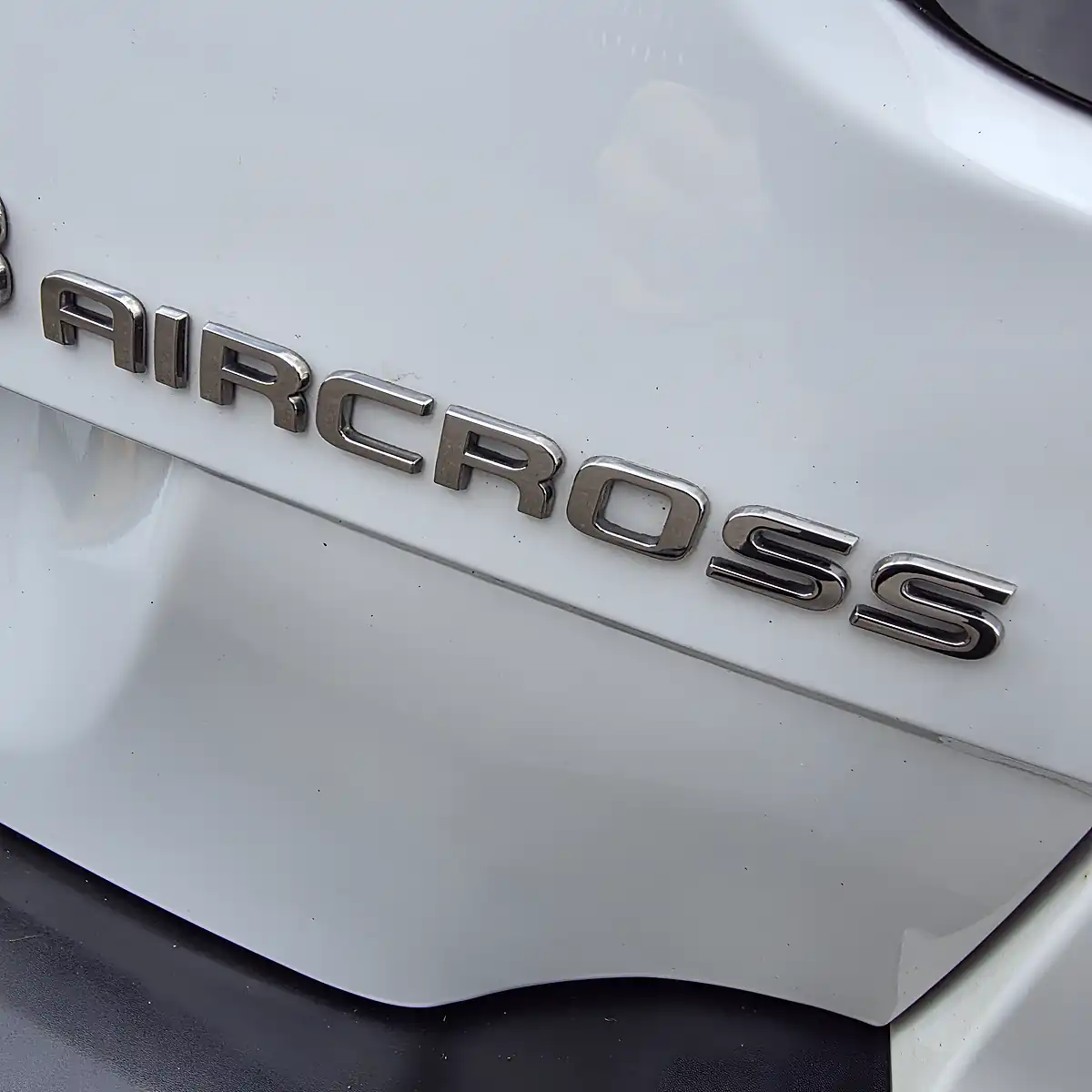 Used 2024 Citroen Aircross Plus Edition Alpine White - Interior and Exterior details 15
