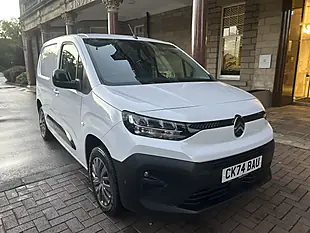 Used 2024 Citroen Berlingo Driver Polar White - Interior and Exterior details 19