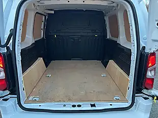 Used 2024 Citroen Berlingo Driver White - Interior and Exterior details 3