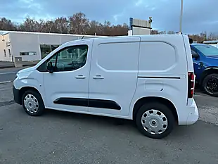 Used 2024 Citroen Berlingo Driver White - Interior and Exterior details 7