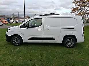 Used 2024 Citroen Berlingo Driver Xl White - Interior and Exterior details 6