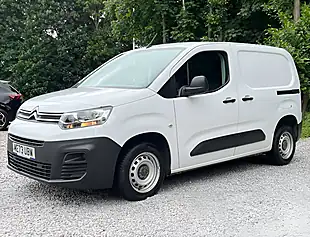 Used 2024 Citroen Berlingo Enterprise Edition Icy White - Interior and Exterior details 7