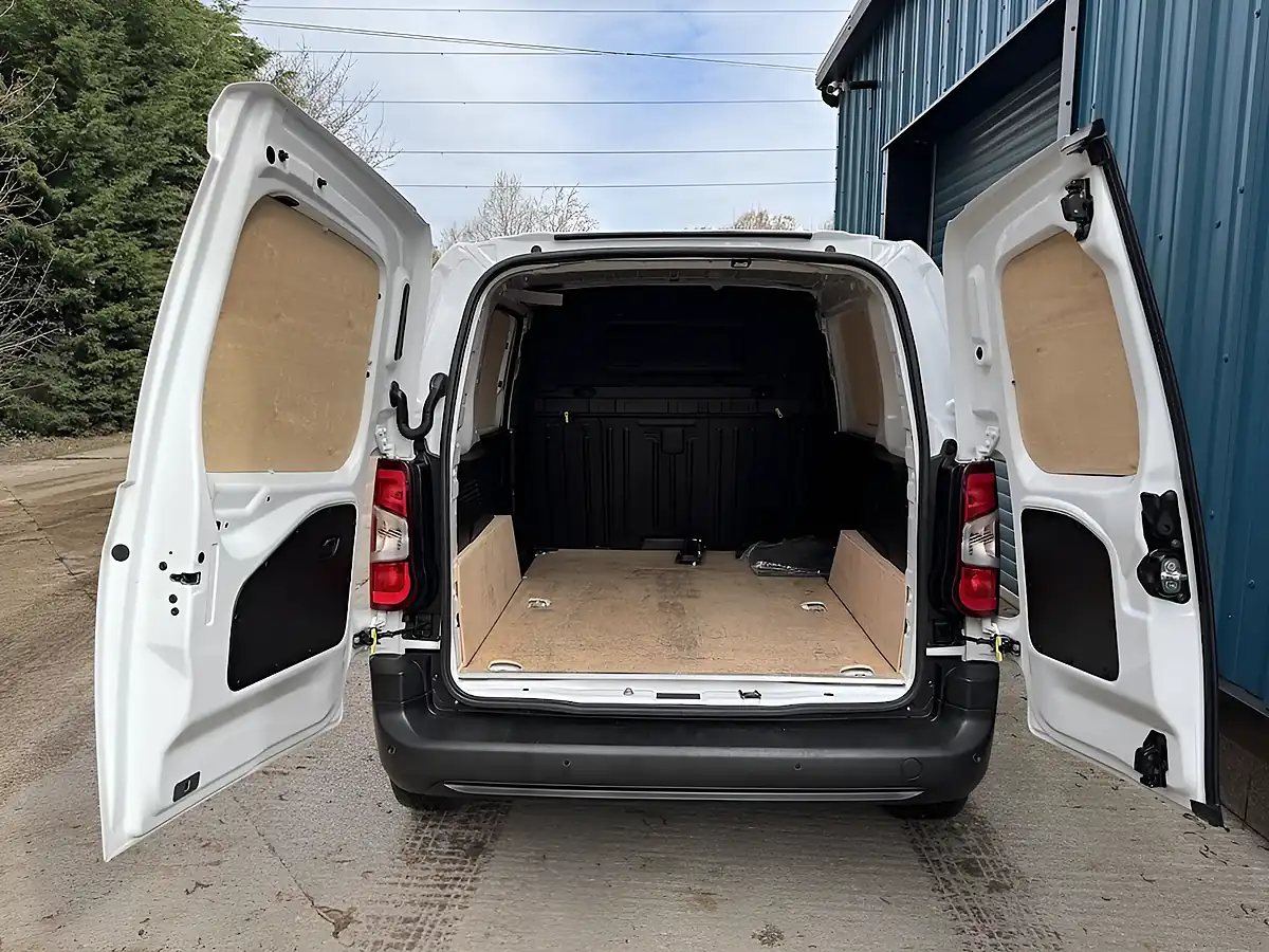 Used 2024 Citroen Berlingo Enterprise Edition M Panel Van White - Interior and Exterior details 10